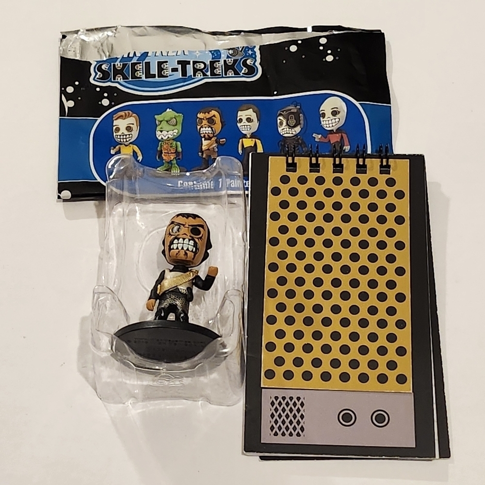 *4 for $30* Star Trek Skele-Trek Figure and Comunicator Notepad